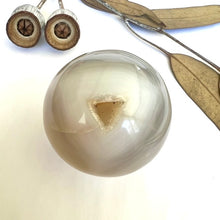 Load image into Gallery viewer, Agate Sphere