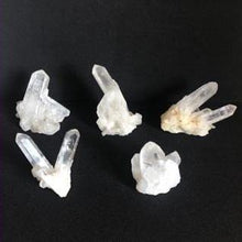 Load image into Gallery viewer, Medium Clear Quartz Cluster with Points - Luna Lane Crystals