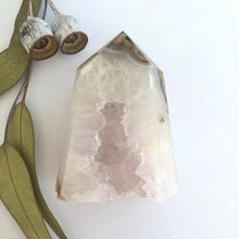 Load image into Gallery viewer, Large Agate Geode Tower - Luna Lane Crystals
